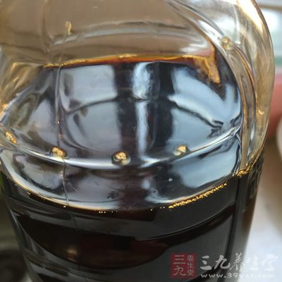 南美對蝦,生抽,醋,糖,沙茶醬,蒜蓉辣醬,麻油,澱粉,生姜,蔥 南美對蝦,生抽,醋,糖,沙茶醬,蒜蓉辣醬,麻油,澱粉,生姜,蔥