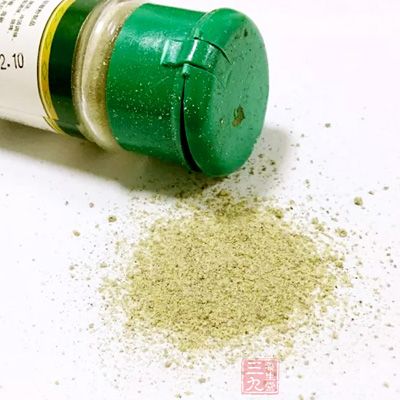 鮮鱿魚,蒜苔,鹽,料酒,胡椒粉,雞精 鮮鱿魚,蒜苔,鹽,料酒,胡椒粉,雞精