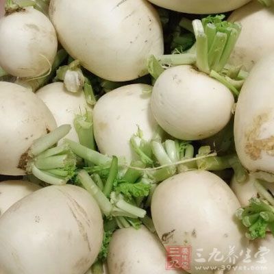 辣椒，姜，蒜，白蘿卜，鹽，白酒