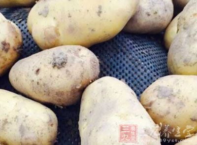 主材料：土豆2個