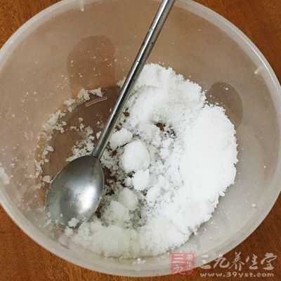 草魚、蔥、姜、白糖、老抽、米醋、料酒 草魚、蔥、姜、白糖、老抽、米醋、料酒