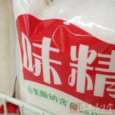 煮熟的肚頭150克、上湯500克、香菇絲、筍絲、鹽、味精 煮熟的肚頭150克、上湯500克、香菇絲、筍絲、鹽、味精