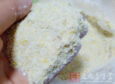 糯米粉200克，玉米粉100克