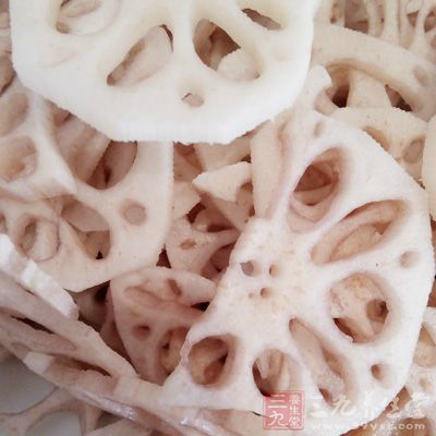 蓮藕、醬油、醋、辣椒油