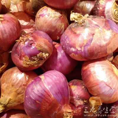 雞胸肉,洋蔥,香菇,鹽,面粉 雞胸肉,洋蔥,香菇,鹽,面粉