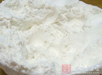 酵母，發面團，油，白砂糖，干面粉，青紅絲