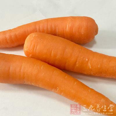 芥蘭,胡蘿卜,雞小腿肉適量糖,鹽,醬油,姜末,澱粉,油 芥蘭,胡蘿卜,雞小腿肉適量糖,鹽,醬油,姜末,澱粉,油