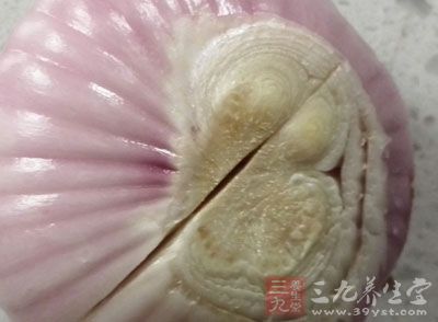羊肉，洋蔥，鹽，孜然，辣椒