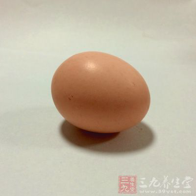 低筋面粉180克,黃油80克,干果一共50g(杏仁、核桃仁、開心果仁、葡萄干、杏干等),蛋1個 低筋面粉180克,黃油80克,干果一共50g(杏仁、核桃仁、開心果仁、葡萄干、杏干等),蛋1個