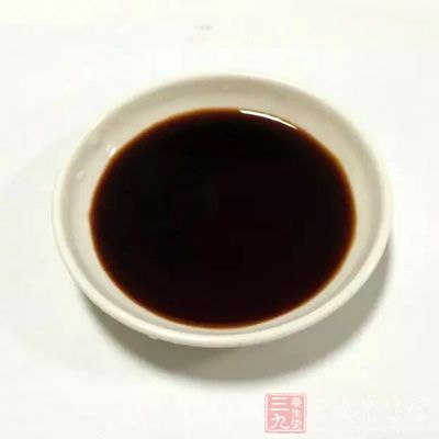 醬油半勺，鹽半勺，糖半勺