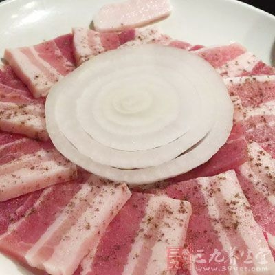 肉1份，黃豆醬1罐