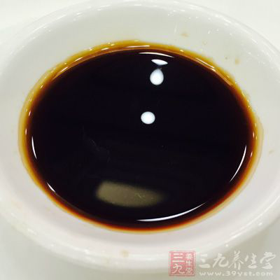 蘿卜、醬油1/2大匙，精鹽1/2小勺，味精1/3小勺