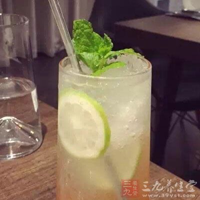 檸檬汁的妙處在於，去腥提鮮
