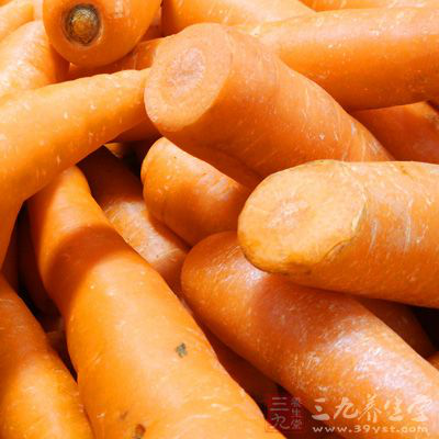 肉餡,胡蘿卜,豆腐,香菇,雞蛋1個 肉餡,胡蘿卜,豆腐,香菇,雞蛋1個