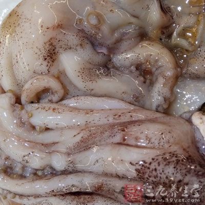 材料：鱿魚，甜面醬