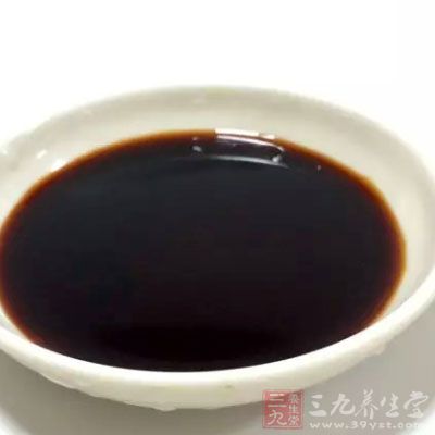 精鹽1/2小匙，味精1/2小匙，辣椒少許，香醋少許
