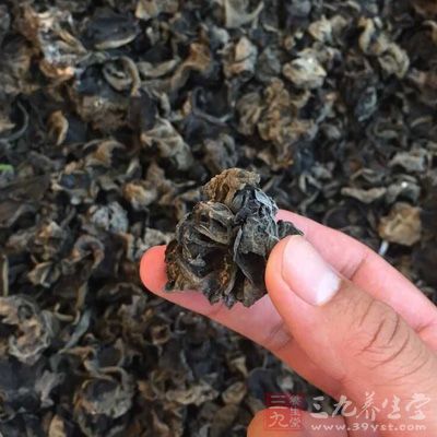 玉米粒，黑木耳，豬肉，胡蘿卜