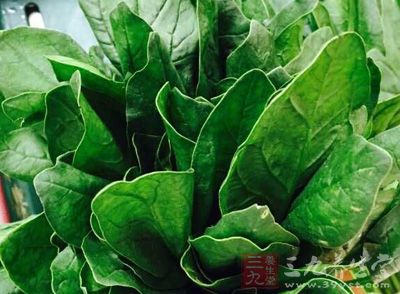 菠菜,麻辣花生,綠豆粉絲,鹽,醋,白糖,雞精,香麻油 菠菜,麻辣花生,綠豆粉絲,鹽,醋,白糖,雞精,香麻油