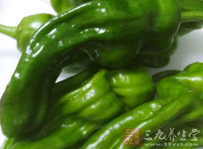 奶豆腐、青椒、洋蔥、青辣椒、根蔥、姜蓉 奶豆腐、青椒、洋蔥、青辣椒、根蔥、姜蓉