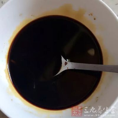 豬頭半個、醬油