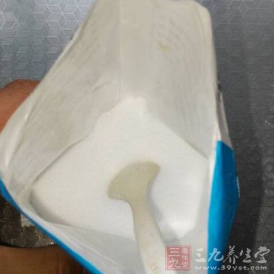 食鹽少許，醬油適量，白糖少許