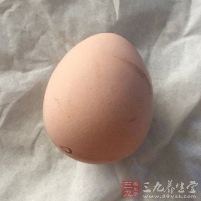 雞蛋4個、肉餡30~50克、青尖椒2個 雞蛋4個、肉餡30~50克、青尖椒2個