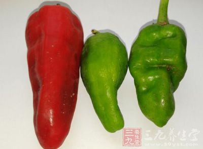 白芝麻,紅,青辣椒各一根(小的),大蔥 白芝麻,紅,青辣椒各一根(小的),大蔥