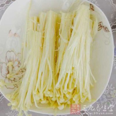 雁北苦荞面125克,豬肚150克,金針菇75克 雁北苦荞面125克,豬肚150克,金針菇75克