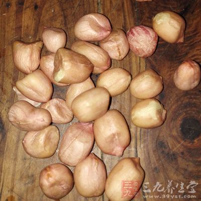 紅衣花生250克,細砂糖140克,低粉250克 紅衣花生250克,細砂糖140克,低粉250克