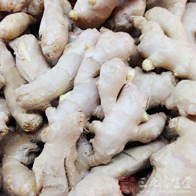 粉腸1掛,姜1塊,香菜少許,酒1大匙,醬油1/2杯 粉腸1掛,姜1塊,香菜少許,酒1大匙,醬油1/2杯