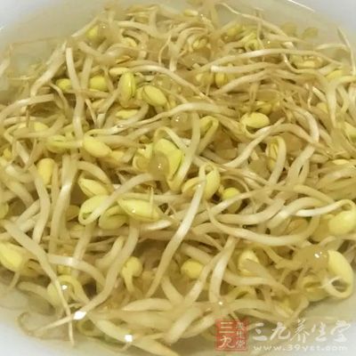 黃豆芽250g，粉條150g