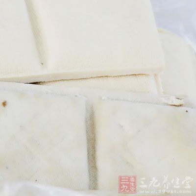 茼蒿一包，香豆腐干7-8塊