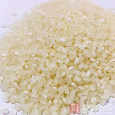 大米、火腿、雞毛菜、鹽、生抽、雞精、水 大米、火腿、雞毛菜、鹽、生抽、雞精、水