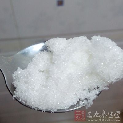 綠豆面1500克,糯米粉250克,白砂糖2000克 綠豆面1500克,糯米粉250克,白砂糖2000克