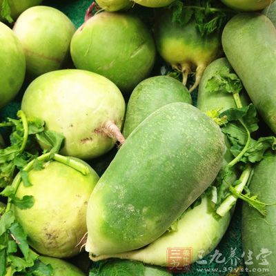 胡蘿卜150克、青蘿卜400克