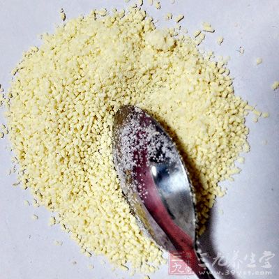 鹽、雞精各10克,雞精、姜米、蒜泥各5克 鹽、雞精各10克,雞精、姜米、蒜泥各5克