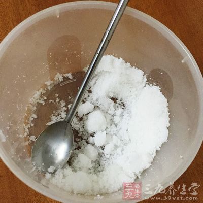 生姜500克、白糖200克、水適量