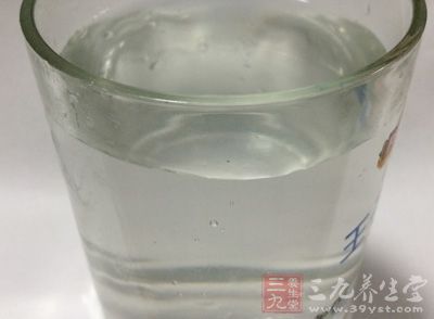 生姜500克、白糖200克、水適量 生姜500克、白糖200克、水適量
