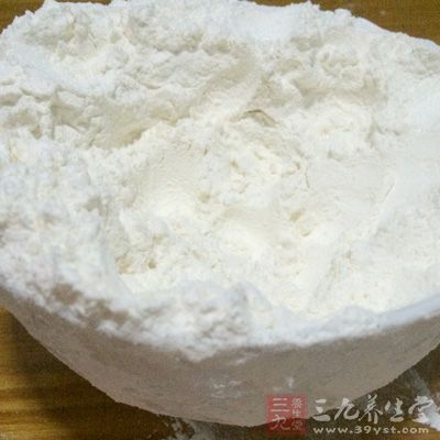 豬油(面團)20g、水(面團)80g、面粉(油酥)100g
