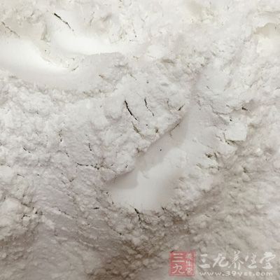 南瓜花20朵、面粉適量、肉末少許、鹽