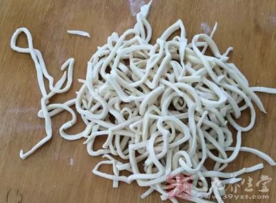 水面適量、芽菜適量、搾菜碎適量