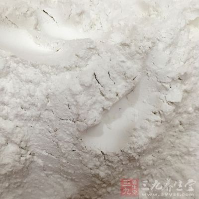 6~7兩羊肉,生粉,料酒,白胡椒粉,孜然粉,鹽,辣椒粉 6~7兩羊肉,生粉,料酒,白胡椒粉,孜然粉,鹽,辣椒粉