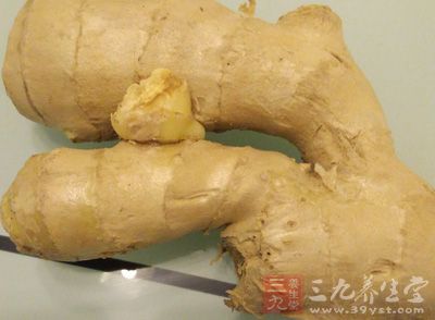 金針菇花30克、姜10克、鮮肉骨頭湯1碗、料酒1湯匙 金針菇花30克、姜10克、鮮肉骨頭湯1碗、料酒1湯匙