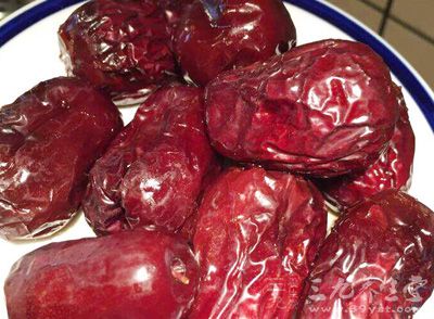 糯米、豬油(自制)、紅豆沙(自制)、白糖、紅棗