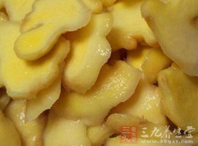 排骨、料酒、姜片、大料、酸菜、鹽、雞精,粉絲、醬油、蒜汁 排骨、料酒、姜片、大料、酸菜、鹽、雞精,粉絲、醬油、蒜汁