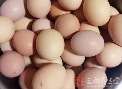 瑤柱、雞蛋、蔥、火腿、鹽、麻油、生抽 瑤柱、雞蛋、蔥、火腿、鹽、麻油、生抽