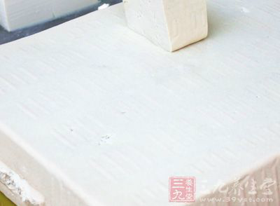 大腸2斤,肺1個,肚1個,豆腐1塊,面粉1斤 大腸2斤,肺1個,肚1個,豆腐1塊,面粉1斤