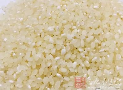 米，羊肉，胡蘿卜，洋蔥，葡萄干，姜