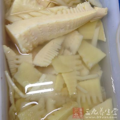 塔菜、冬筍、裡脊肉、水磨年糕、鹽、糖、生抽、胡椒粉、水澱粉、豬油 塔菜、冬筍、裡脊肉、水磨年糕、鹽、糖、生抽、胡椒粉、水澱粉、豬油