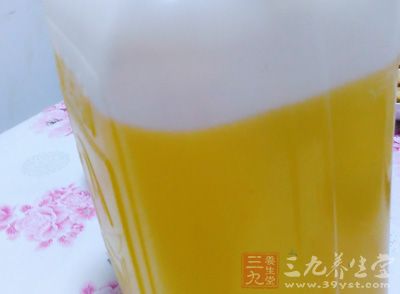 繭蛹、油、鹽、味精
